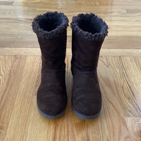SO Suede Deep Chocolate Faux Fur Boots - Picture 3 of 10